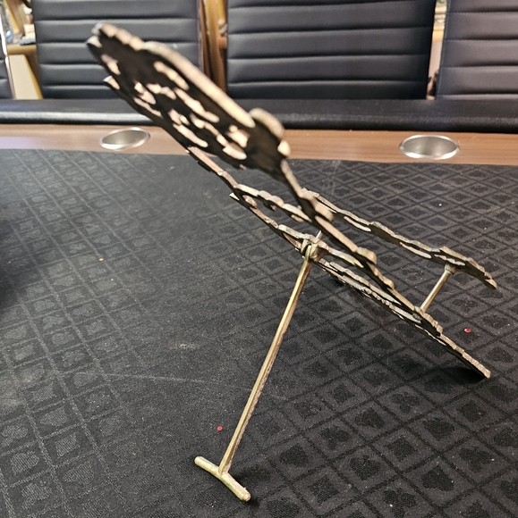 Lenwile Ardalt Brass Easel - Picture 2 of 3